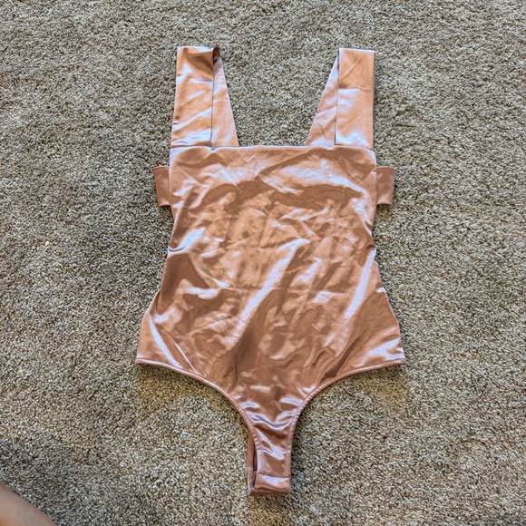 FREE PEOPLE Intimately NWT Oh She’s Strappy Satin Bodysuit, Pink Size M - Picture 3 of 6